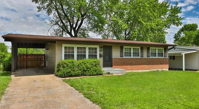 Photo of 785 Manresa Ln, Florissant, MO 63031
