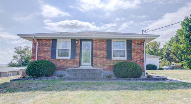 Photo of 1208 Riverview Dr, Elsberry, MO 63343