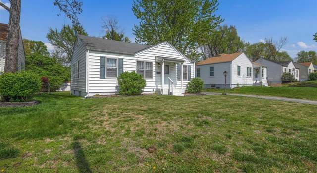 Photo of 105 Derhake Rd, Florissant, MO 63031
