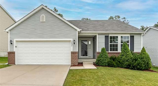 Photo of 2837 Preston Woods Trl, Lake St Louis, MO 63367