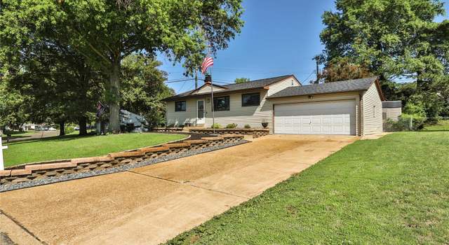 Photo of 10431 Roscommon Dr, St Louis, MO 63123