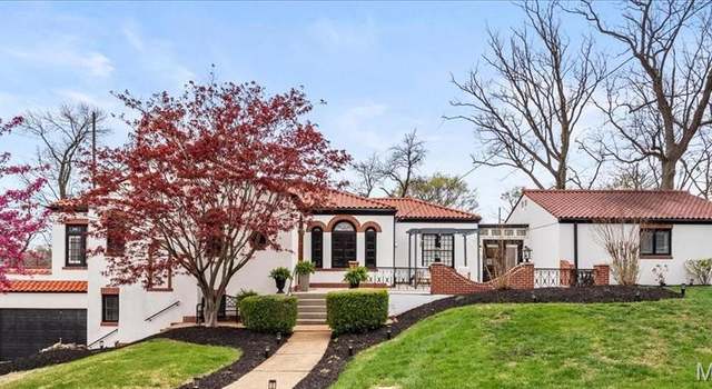 Photo of 1 Grantview Ln, Grantwood Village, MO 63123