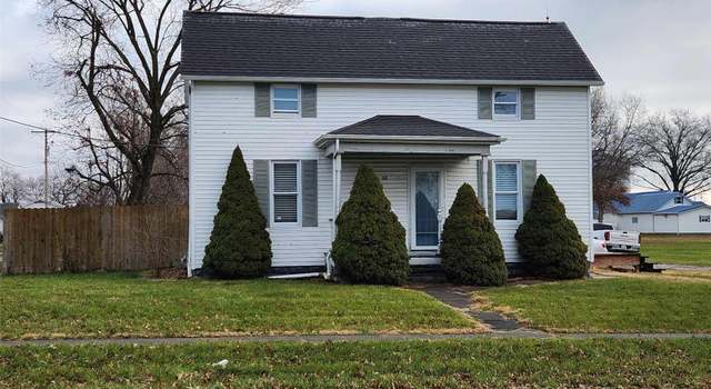 Photo of 68 S Main St, Hoyleton, IL 62803
