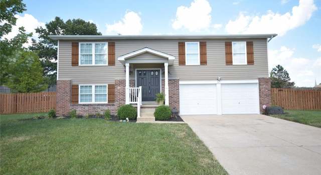 Photo of 17 Chip Dr, O'fallon, MO 63366