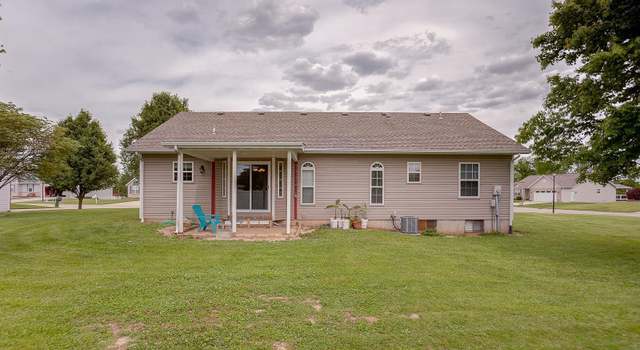 Photo of 600 Copper Line Rd, Maryville, IL 62062