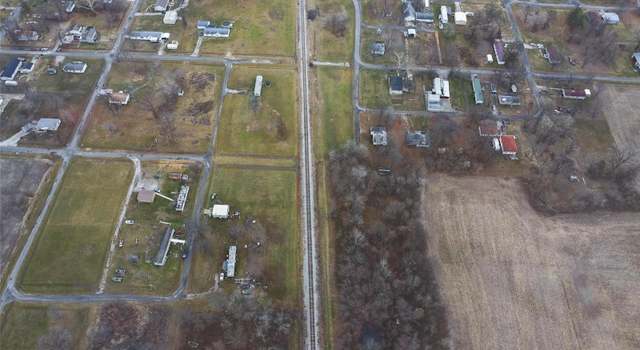 Photo of 0 N Jefferson St, Sandoval, IL 62882
