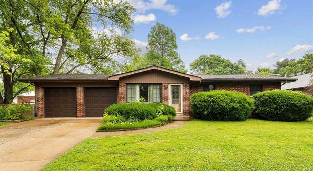 Photo of 10 Kirby Ln, Belleville, IL 62223
