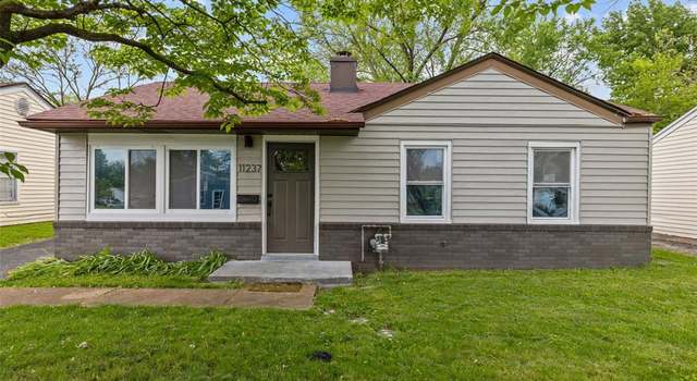 Photo of 11237 Saint Shawn Ln, St Ann, MO 63074