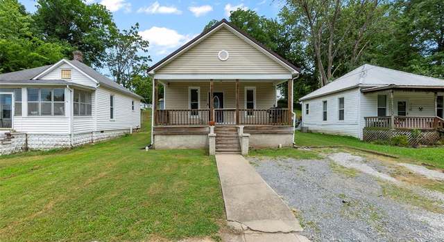 Photo of 712 3rd E, Scott City, MO 63780