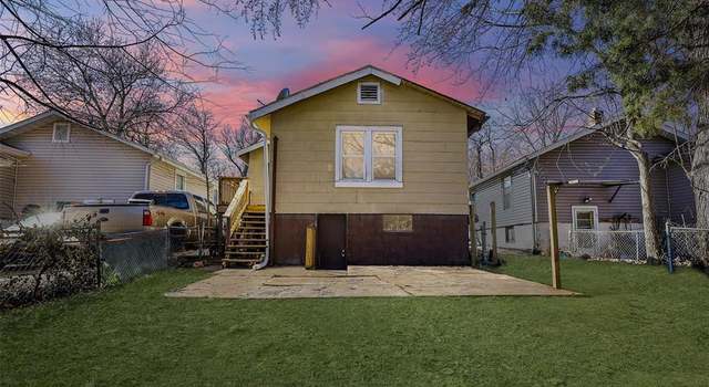Photo of 2430 Wallis Ave, St Louis, MO 63114