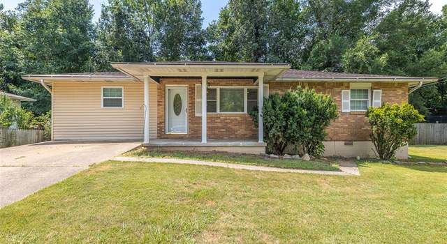 Photo of 211 Hampton Ct, Poplar Bluff, MO 63901