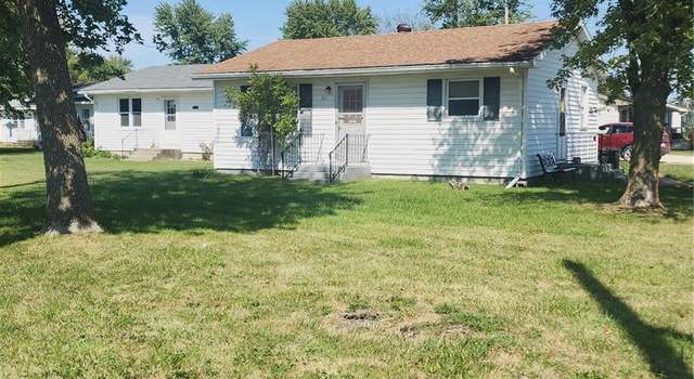 Photo of 511 S Pine St, Laddonia, MO 63352