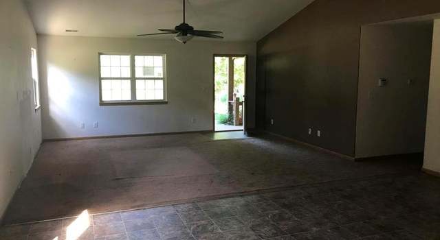 Photo of 17368 Banquet Dr, Crocker, MO 65452