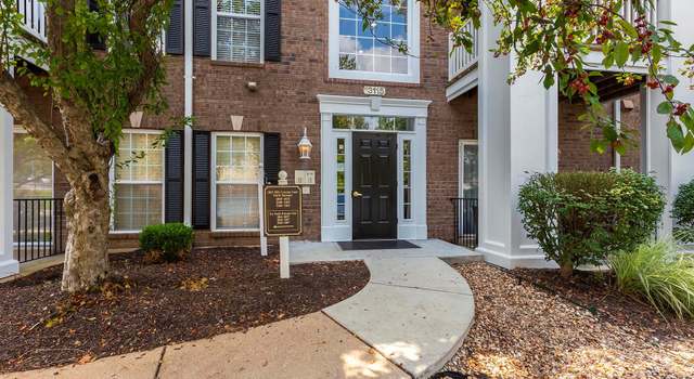 Photo of 13115 Mill Crossing Ct #101, Creve Coeur, MO 63141