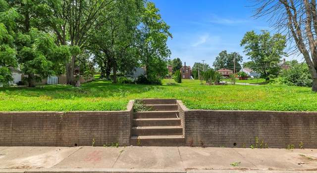 Photo of 1219 N 4th St, St Charles, MO 63301