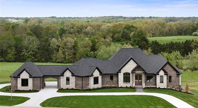 Photo of 105 Hillside Heights Ln, Flint Hill, MO 63385