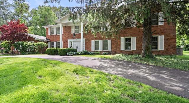 Photo of 153 Bon Chateau Dr, St Louis, MO 63141
