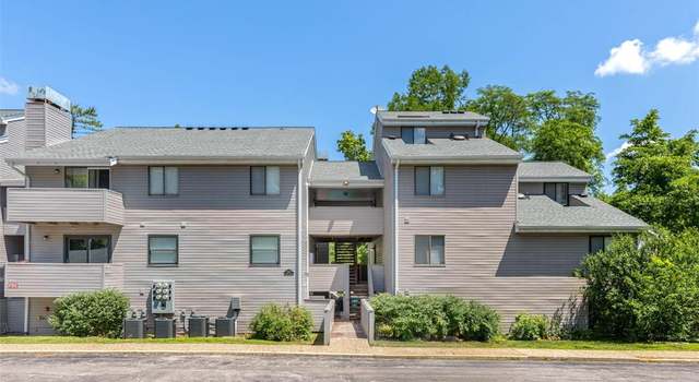 Photo of 1329 Prospect Village Ln Unit D, Ballwin, MO 63021