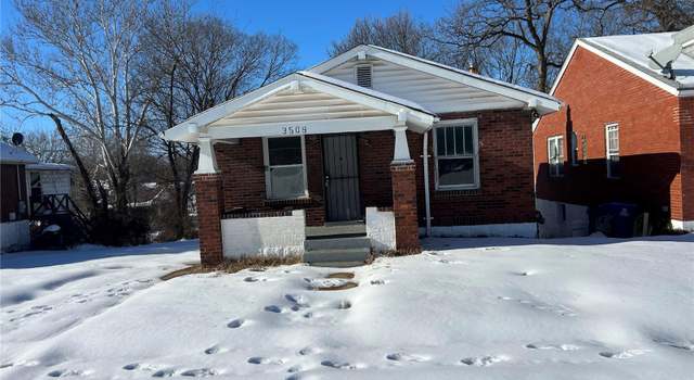 Photo of 3509 East Pl, St Louis, MO 63121