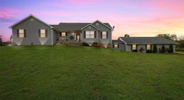 Photo of 8041 Greystone Ln, Bonne Terre, MO 63628