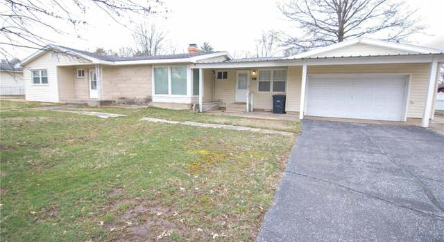 Photo of 921 W 6th St, Ramsey, IL 62080