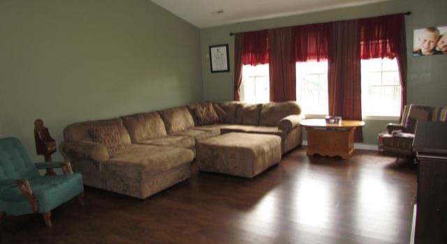 Photo of 24429 Tanglewood Rd, St Robert, MO 65584