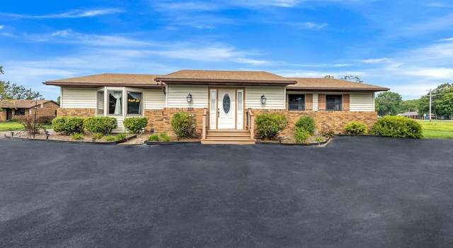 Photo of 820 Southgate Dr, Freeburg, IL 62243