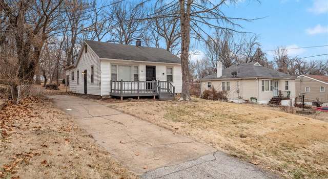 Photo of 381 Bluff Dr, St Louis, MO 63137
