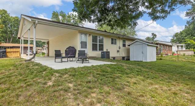 Photo of 12 Saint Luke Dr, St Peters, MO 63376