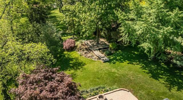 Photo of 9730 Grandview Dr, St Louis, MO 63132