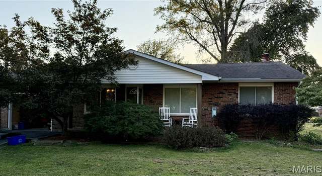Photo of 901 S Delmar Ave, Hartford, IL 62048