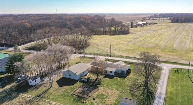 Photo of 14430 Spillway Rd, Girard, IL 62640