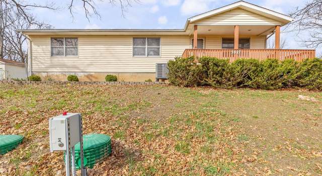 Photo of 5817 Singing Hills Dr, Imperial, MO 63052