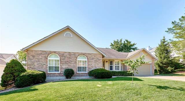 Photo of 4849 Greenburg Dr, Saint Peters, MO 63304