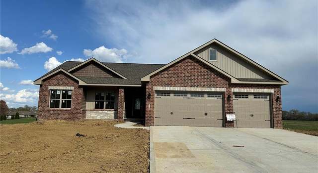 Photo of 624 Glendale Dr, Troy, IL 62294