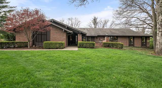 Photo of 3 Huntleigh Trails Ln, St Louis, MO 63131