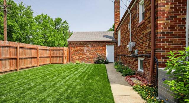 Photo of 7646 Hawthorne Pl, University City, MO 63130