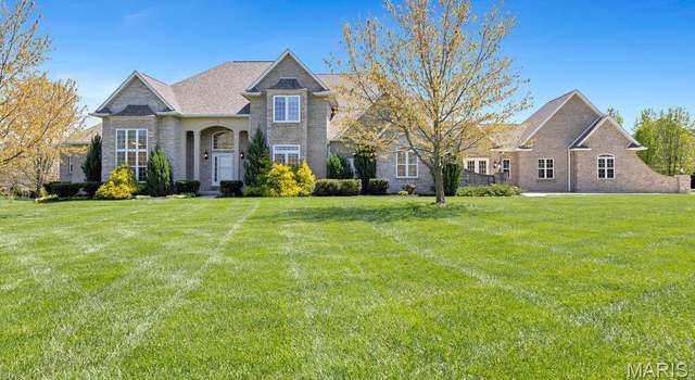 Photo of 9108 Wiltshire Dr, Columbia, IL 62236