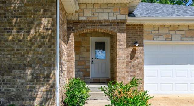 Photo of 128 Mesa Dr, Waynesville, MO 65583