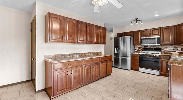 Photo of 226 Ridgeview Dr, Columbia, IL 62236