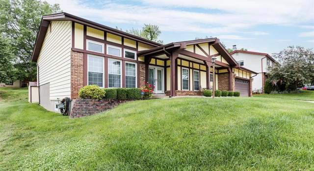 Photo of 14504 Pettycoat Ln, Florissant, MO 63034