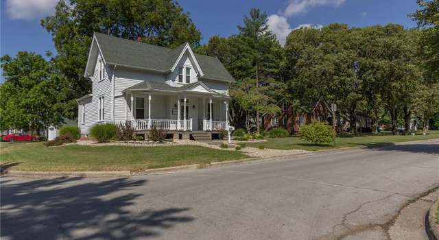 Photo of 1608 Zschokke St, Highland, IL 62249