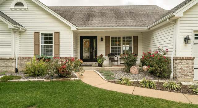 Photo of 337 Huntleigh Manor Dr, St Charles, MO 63303