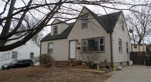 Photo of 10040 Eastbrook Dr, St Louis, MO 63114