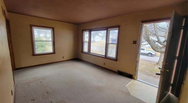 Photo of 10040 Eastbrook Dr, St Louis, MO 63114