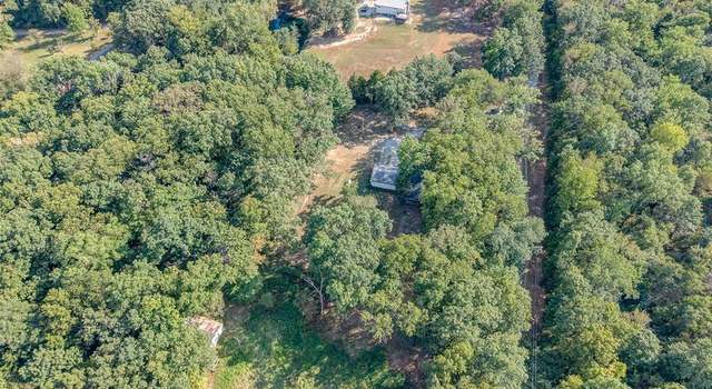 Photo of 2720 Miles Ln, Salem, IL 62881