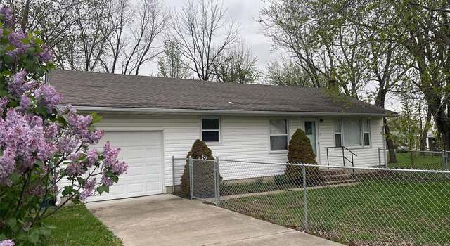 Photo of 641 S Walnut St, Gerald, MO 63037