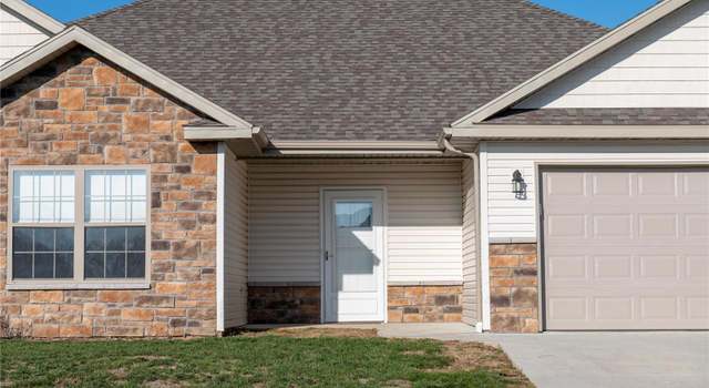 Photo of 205 Andrews Dr, St Robert, MO 65584
