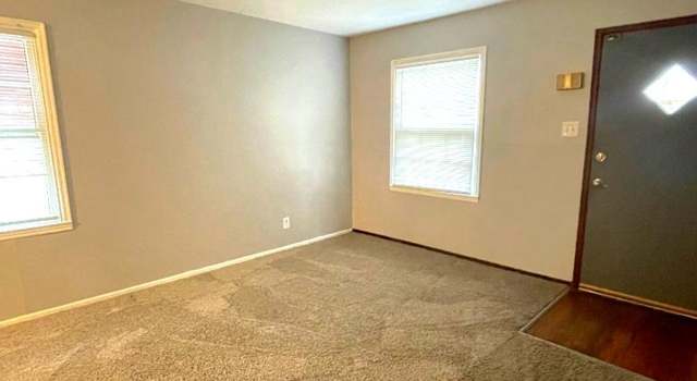 Photo of 424 Caithness Rd, St Louis, MO 63137