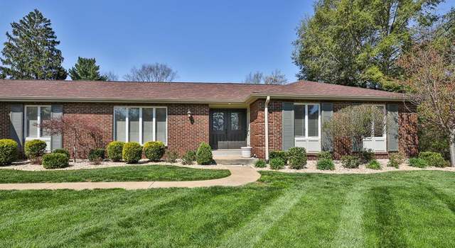 Photo of 112 Castle Dr, Florissant, MO 63034
